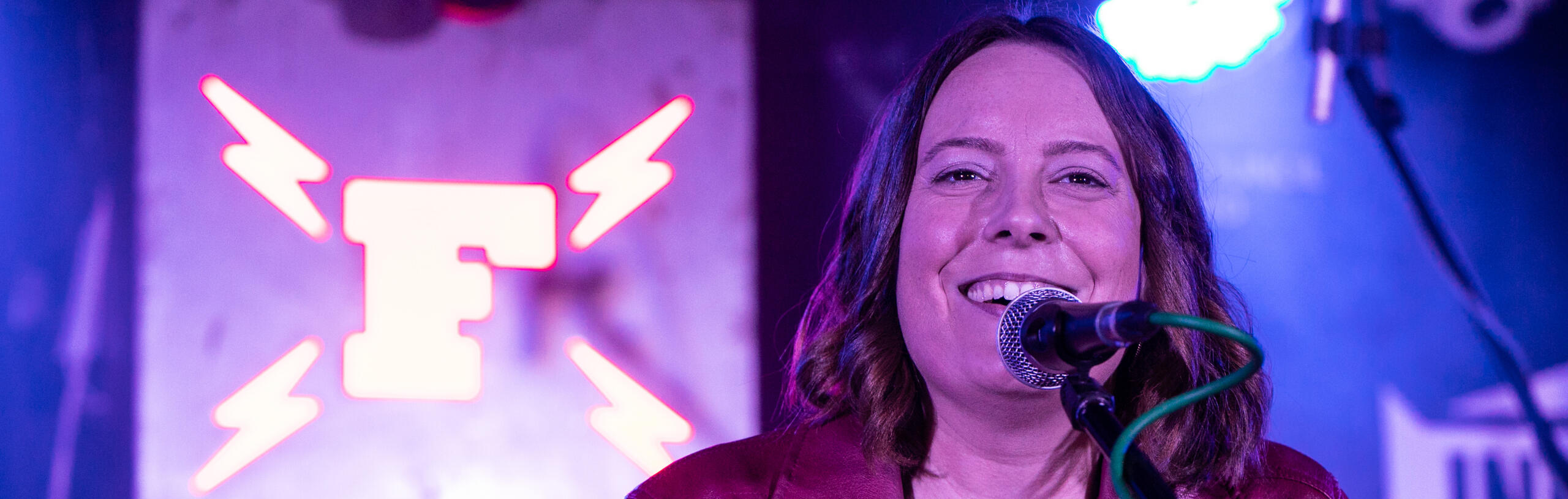 Beth Sarah at The Factory Live Worthing credit Pete Jones